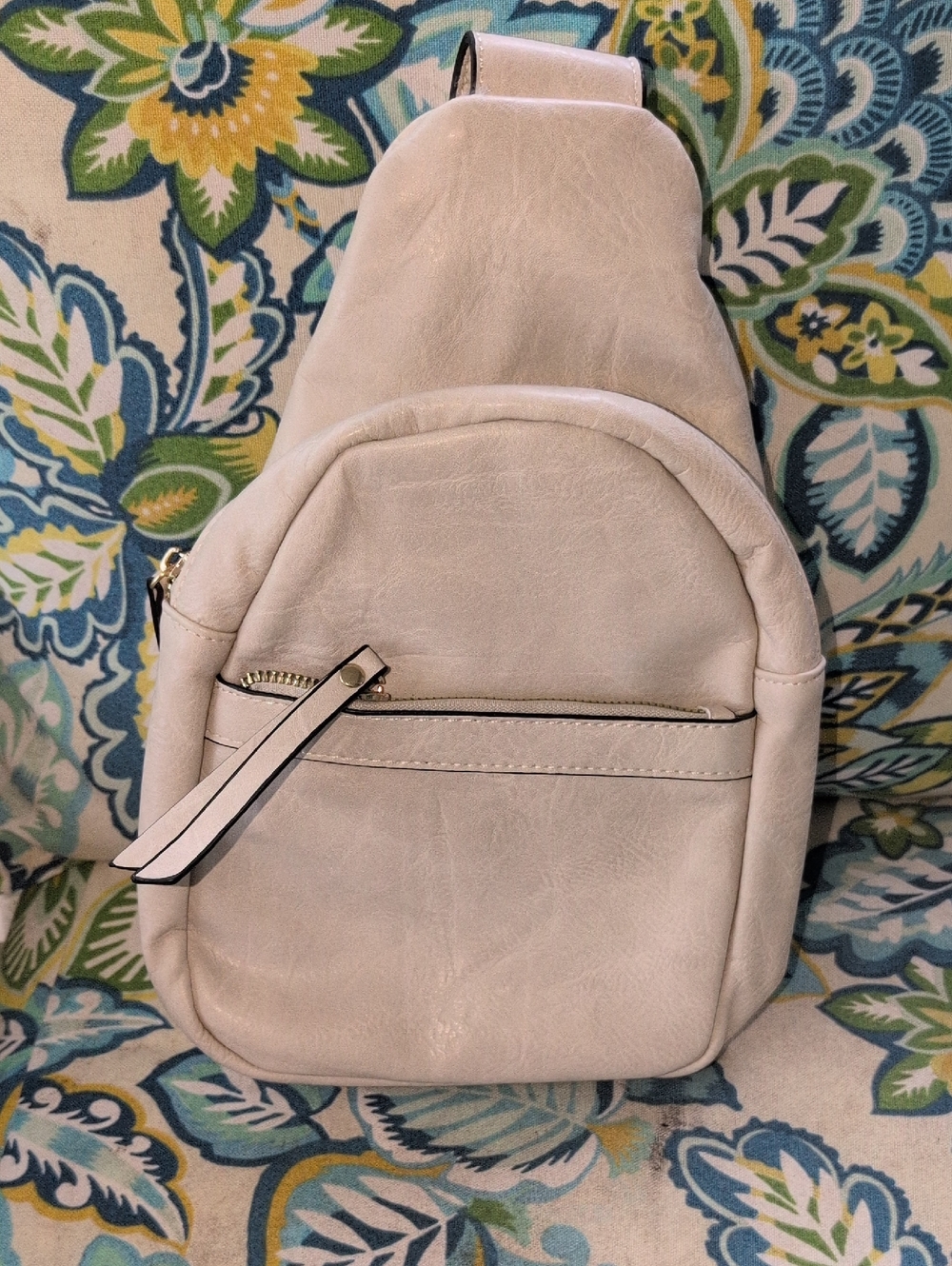 Empire Cream Sling - Crossbody Bag With Adj Strap - NWT